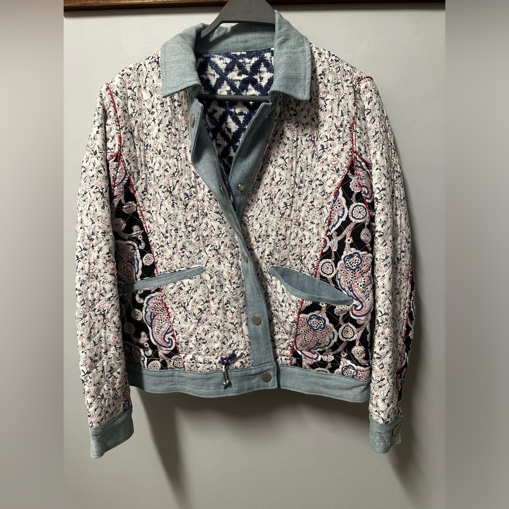 NWT BLANK NYC quilted reversible denim-trimmed patchwork jacket. Size M - Picture 3 of 6